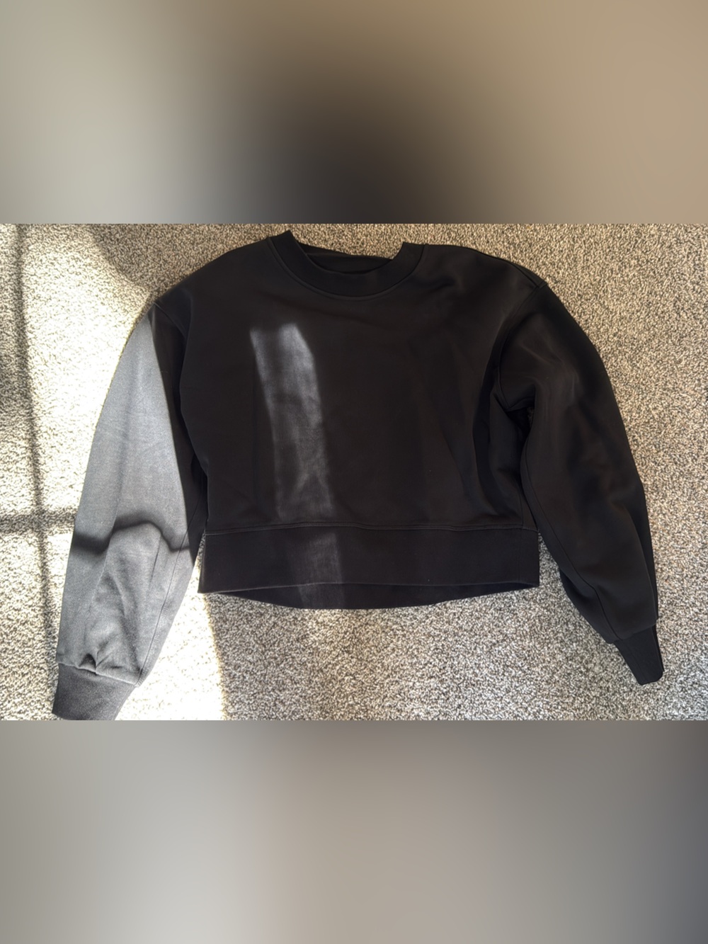 Lululemon cropped crewneck size 2
